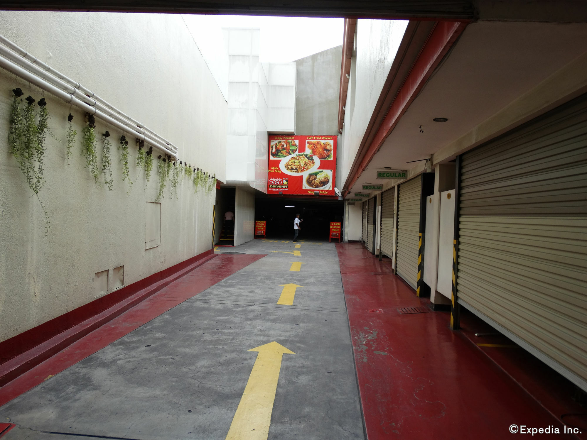 Hotel Sogo Pasay Wood Street Экстерьер фото