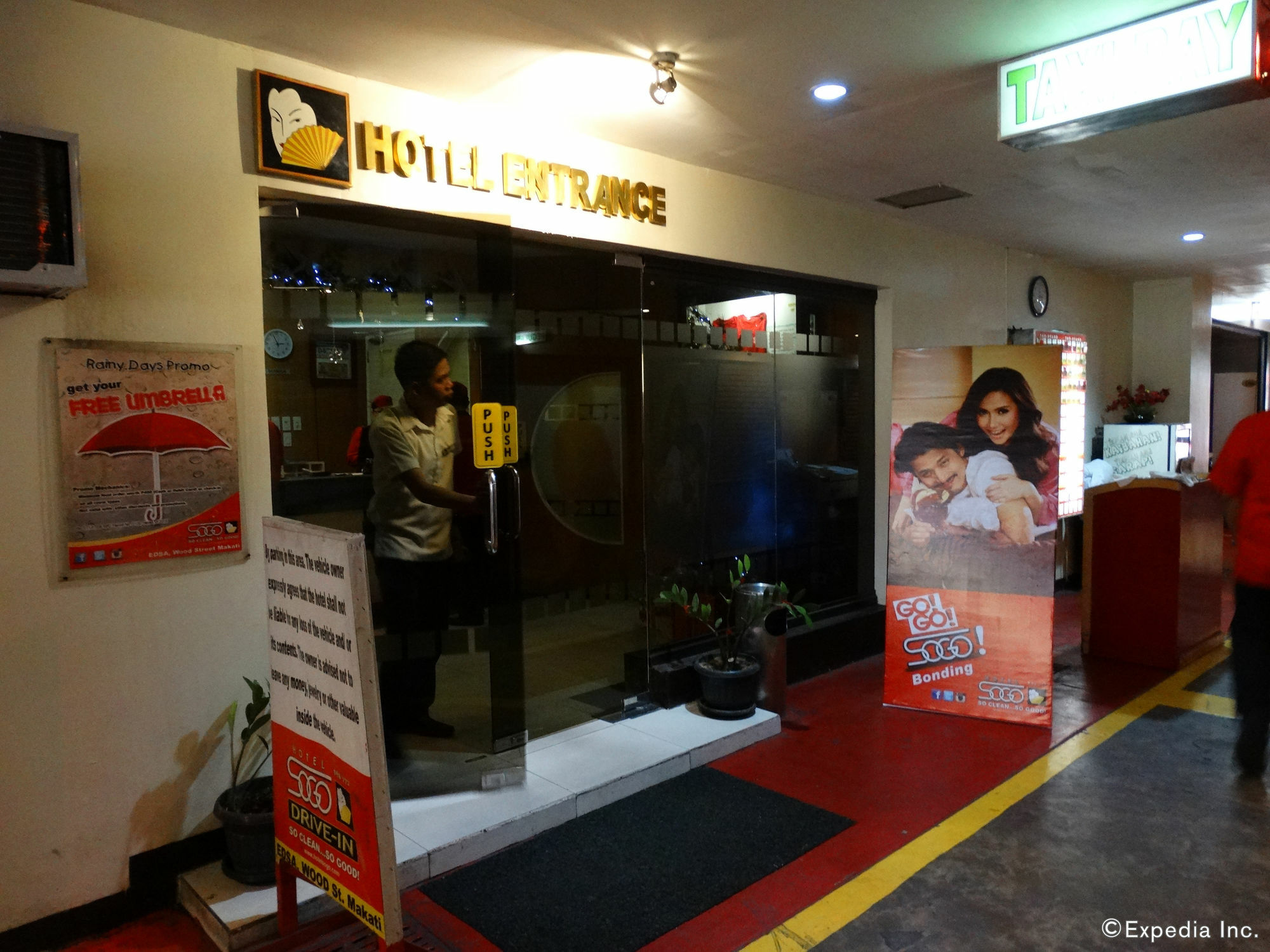 Hotel Sogo Pasay Wood Street Экстерьер фото